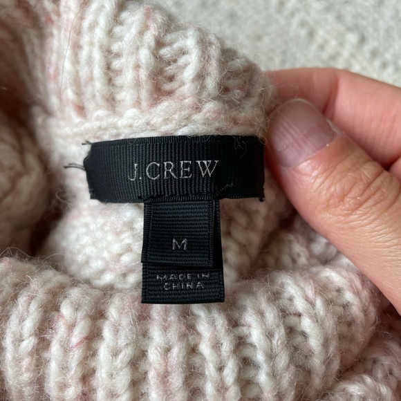 JCrew Turtleneck Sweater - pale pink Size M - Picture 4 of 4